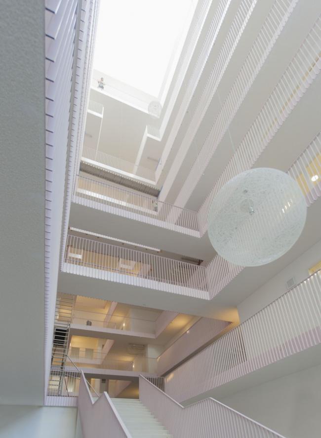 BIM建筑|像素化体快谱奏的俏皮乐章：阿姆斯特丹夏季公寓