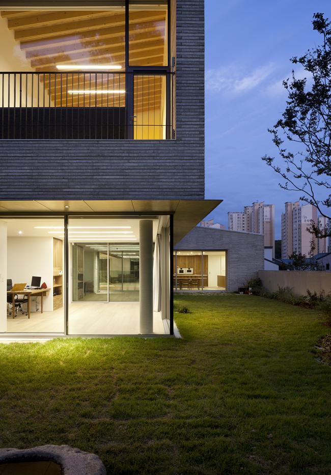 BIM建筑|三院宅 / D•LIM architects