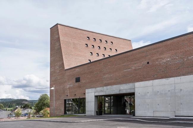 BIM建筑|挪威小城的新教堂和文化中间 / Einar Dahle Arkitekter + Hille Melbye Arkitekter
