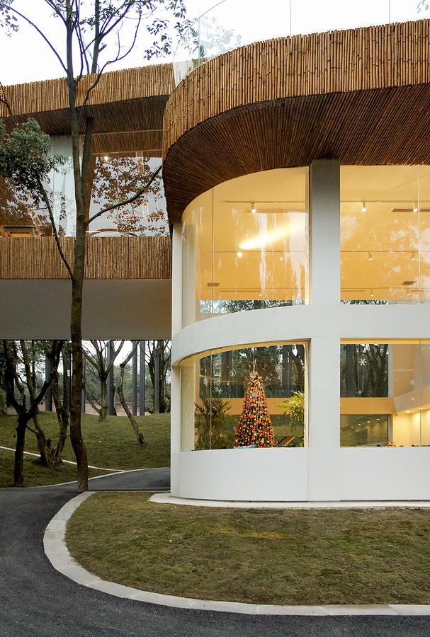 BIM建筑|年夜山的轮廓：重庆南山里平易近宿 / 鳞见设计