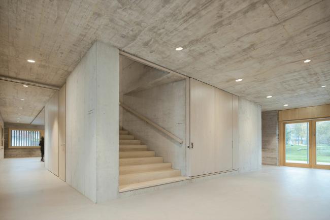 BIM建筑|拥有汗青感的谷仓秒变简练高雅的藏书楼——德国改革Steimle Architekten 项目