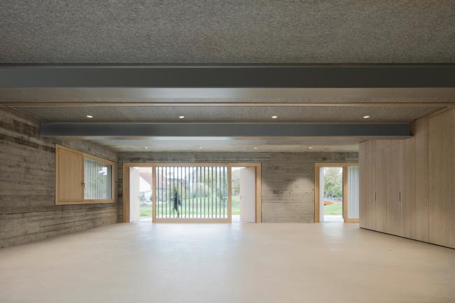 BIM建筑|拥有汗青感的谷仓秒变简练高雅的藏书楼——德国改革Steimle Architekten 项目