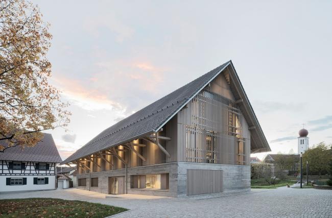 BIM建筑|拥有汗青感的谷仓秒变简练高雅的藏书楼——德国改革Steimle Architekten 项目