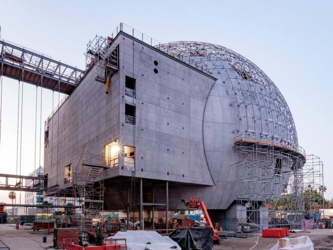 BIM建筑|伦佐·皮亚诺洛杉矶片子学院博物馆接近落成