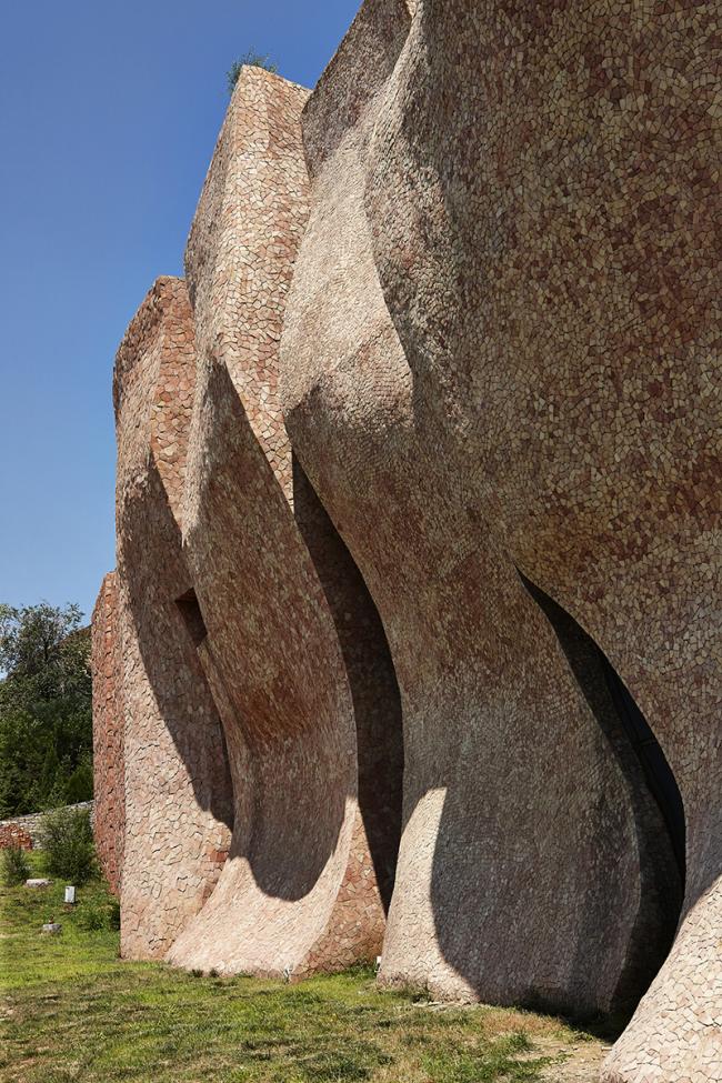 BIM建筑|德国国度设计银奖：于庆成美术馆丨天津年夜学建筑计划设计研讨总院，张华传授工作室