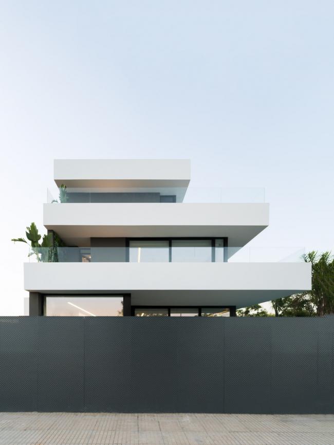 BIM建筑|年夜简至繁，横条纹也能小清爽的西班牙水族馆室第