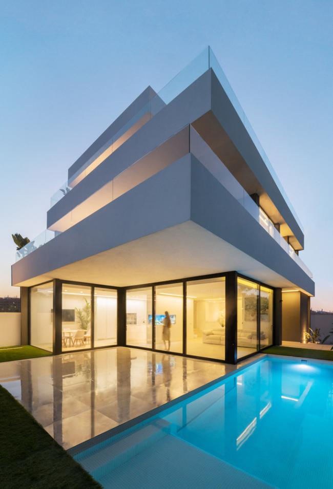 BIM建筑|年夜简至繁，横条纹也能小清爽的西班牙水族馆室第