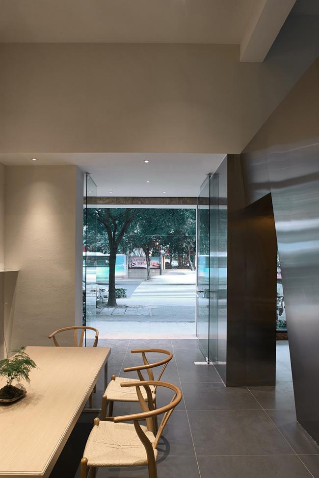 BIM建筑|狭小逼仄空间的设计美学：小中见年夜 / 黄锋