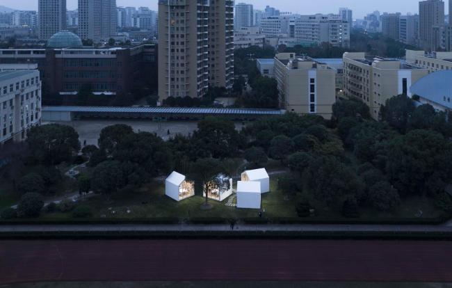 BIM建筑|80㎡ 校园草舆图书馆 / Yuan Architects