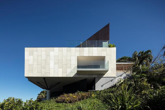 BIM建筑|以海为邻，明媚四时的巴西半岛之家