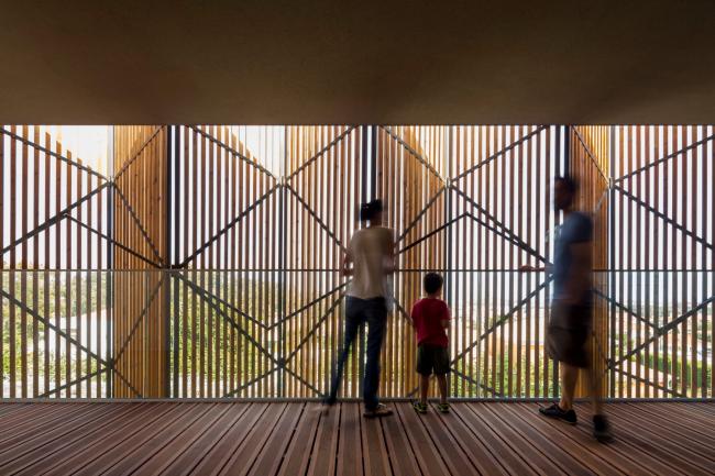 BIM建筑|如帘幕轻轻拉上：葡萄牙Beloura House IV室第