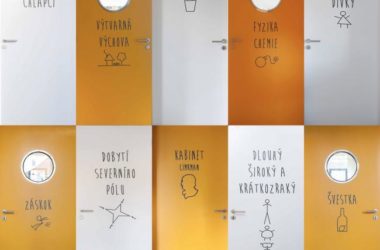 BIM建筑|奶油袍与小红帽：贾拉·西曼小学-BIM建筑网