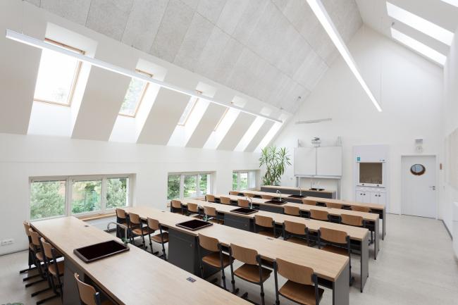 BIM建筑|奶油袍与小红帽：贾拉·西曼小学