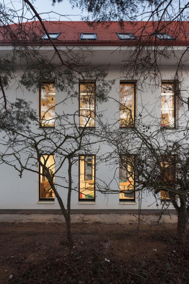 BIM建筑|奶油袍与小红帽：贾拉·西曼小学