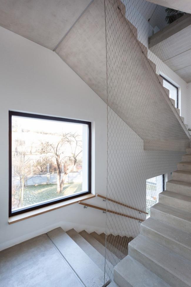 BIM建筑|奶油袍与小红帽：贾拉·西曼小学