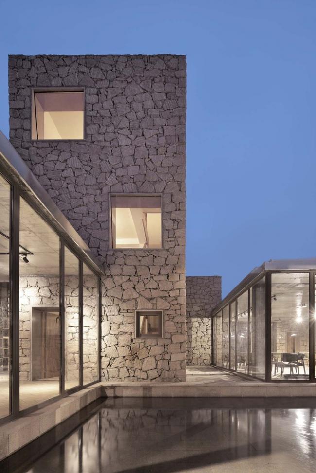 BIM建筑|红石山房 / 百子甲壹