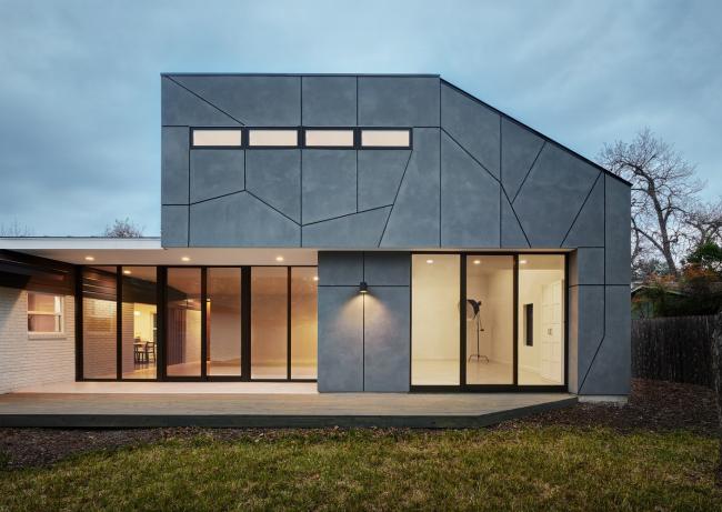 BIM建筑|一处朴实迷人的扩建 / 摄影师工作室