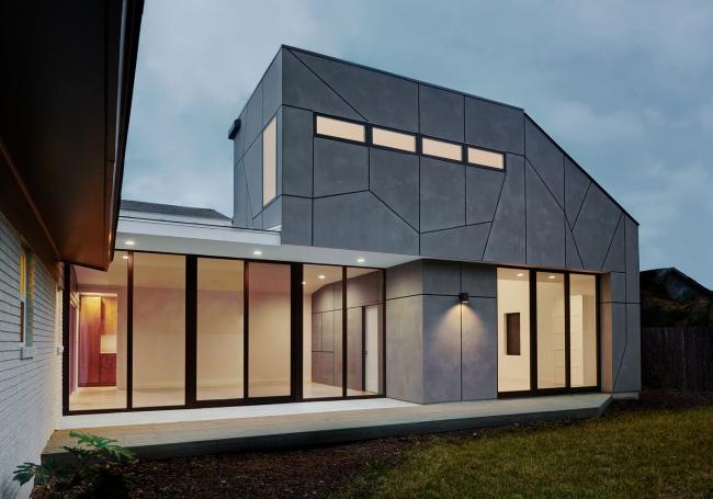 BIM建筑|一处朴实迷人的扩建 / 摄影师工作室