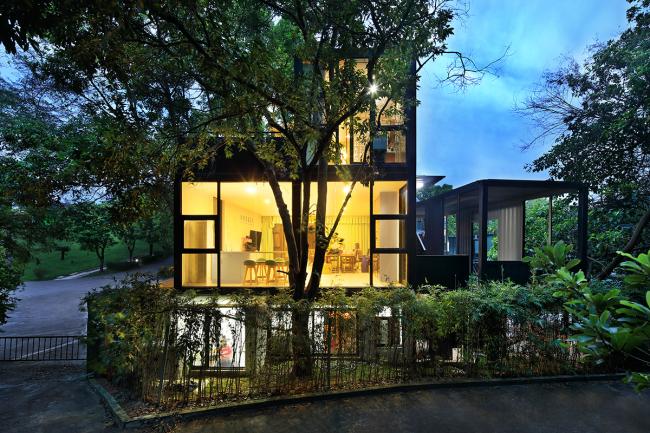 BIM建筑|东莞橙果传媒集装箱办公室 l 间外建筑工作室，冯国安