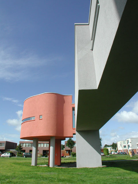 BIM建筑|多年后一个被抛弃设计的更生，一面巨墙朋分的立体室第 / Wall House 2