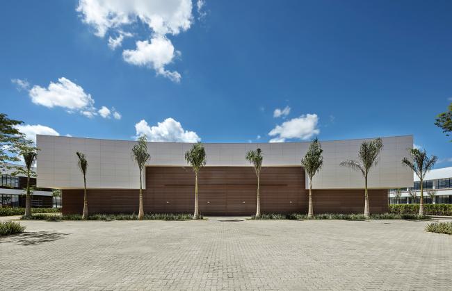 BIM建筑|优雅如天鹅展翅：巴西Roberto Herbster Gusmão黉舍