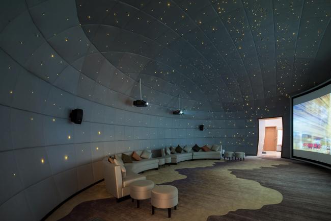 BIM建筑|山崖之巅,格构空间-重庆御临府艺术中间 / 成执设计