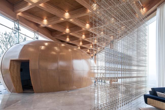 BIM建筑|山崖之巅,格构空间-重庆御临府艺术中间 / 成执设计