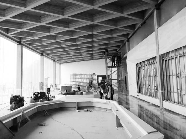 BIM建筑|山崖之巅,格构空间-重庆御临府艺术中间 / 成执设计