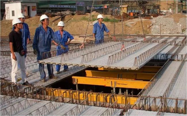 BIM与装配式|装配式地下车库叠合板全过程施工工艺，一步一图教会你！