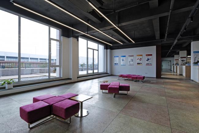 BIM建筑|朝阳当照，日照产业设计中间改革设计 / 上海善祥建筑设计