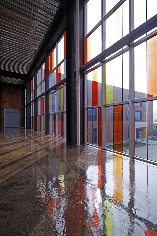 BIM建筑|朝阳当照，日照产业设计中间改革设计 / 上海善祥建筑设计