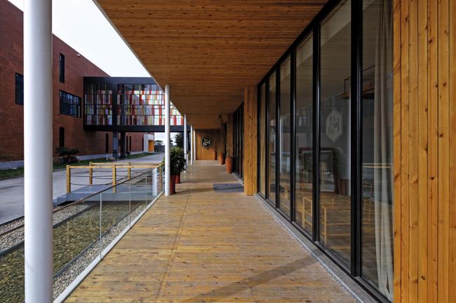 BIM建筑|朝阳当照，日照产业设计中间改革设计 / 上海善祥建筑设计