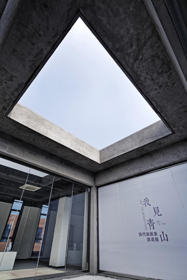 BIM建筑|朝阳当照，日照产业设计中间改革设计 / 上海善祥建筑设计