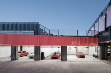 BIM建筑|一场汽车喜好者的社交试验，The Pit House汽车俱乐部 / 上建下筑工作室-BIM建筑网