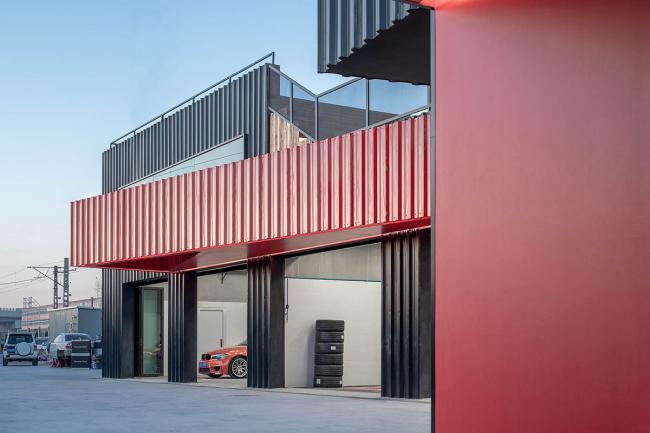 BIM建筑|一场汽车喜好者的社交试验，The Pit House汽车俱乐部 / 上建下筑工作室