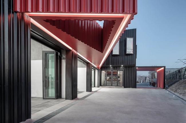 BIM建筑|一场汽车喜好者的社交试验，The Pit House汽车俱乐部 / 上建下筑工作室