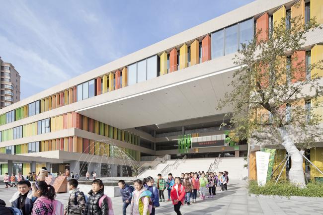 BIM建筑|垂直书院——姑苏科技城试验小学设计 / 年夜正+致正建筑事务所