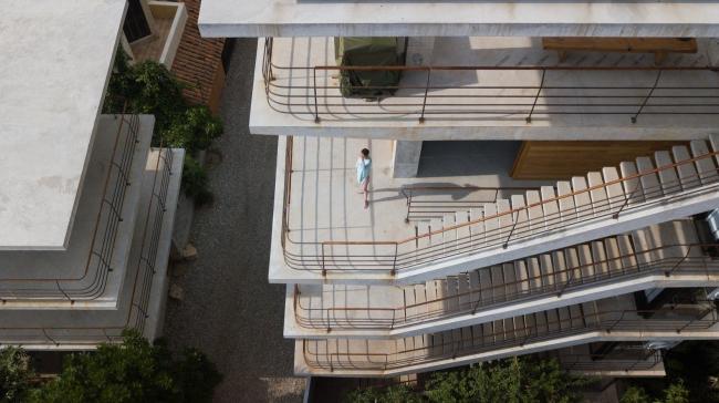 BIM建筑|远眺海面的多米诺屋子 / Taller de Arquitectura X / Alberto Kalach