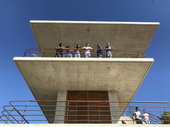 BIM建筑|远眺海面的多米诺屋子 / Taller de Arquitectura X / Alberto Kalach