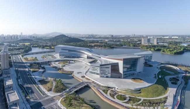 BIM建筑|浙江湖州市吴兴区体裁中间 / 蔺科（上海）建筑设计