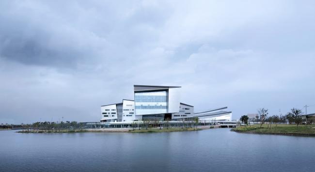 BIM建筑|浙江湖州市吴兴区体裁中间 / 蔺科（上海）建筑设计