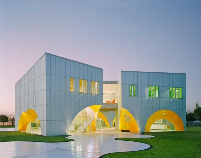 BIM建筑|墨西哥雀巢团体立异试验室／Rojkind Arquitectos