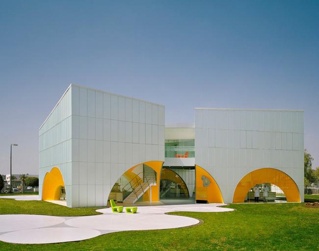 BIM建筑|墨西哥雀巢团体立异试验室／Rojkind Arquitectos