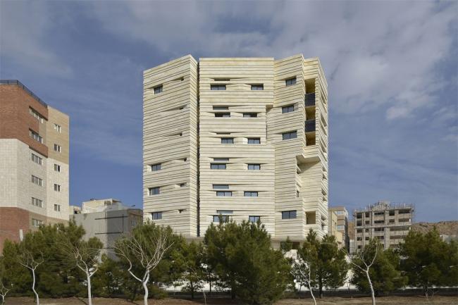 BIM建筑|如同被风化的粗粝岩石：阿维尼室第楼 | Heram建筑事务所