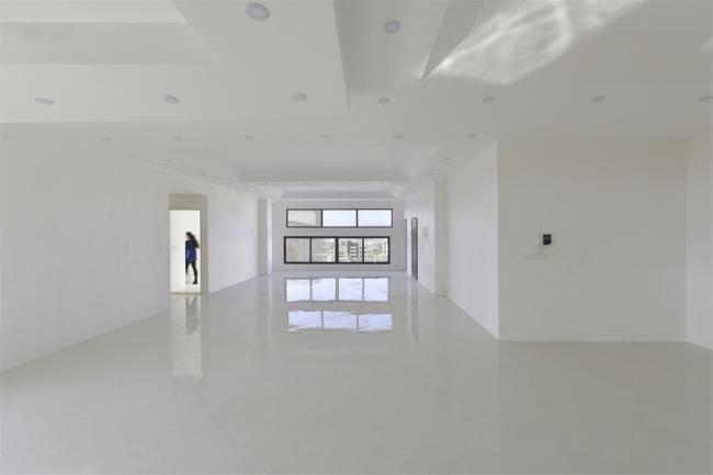 BIM建筑|如同被风化的粗粝岩石：阿维尼室第楼 | Heram建筑事务所