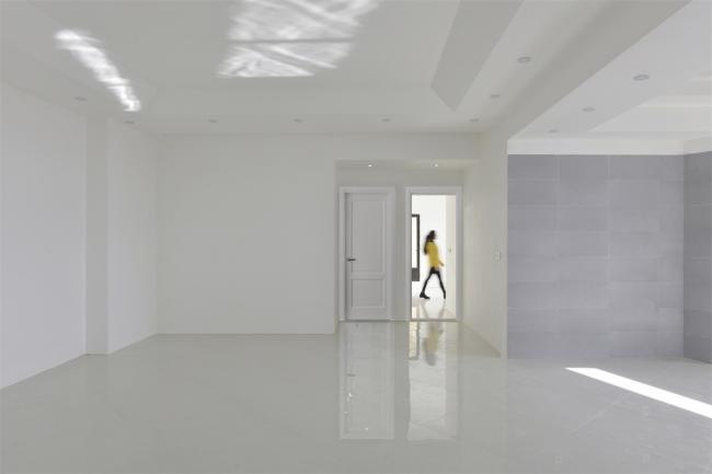 BIM建筑|如同被风化的粗粝岩石：阿维尼室第楼 | Heram建筑事务所