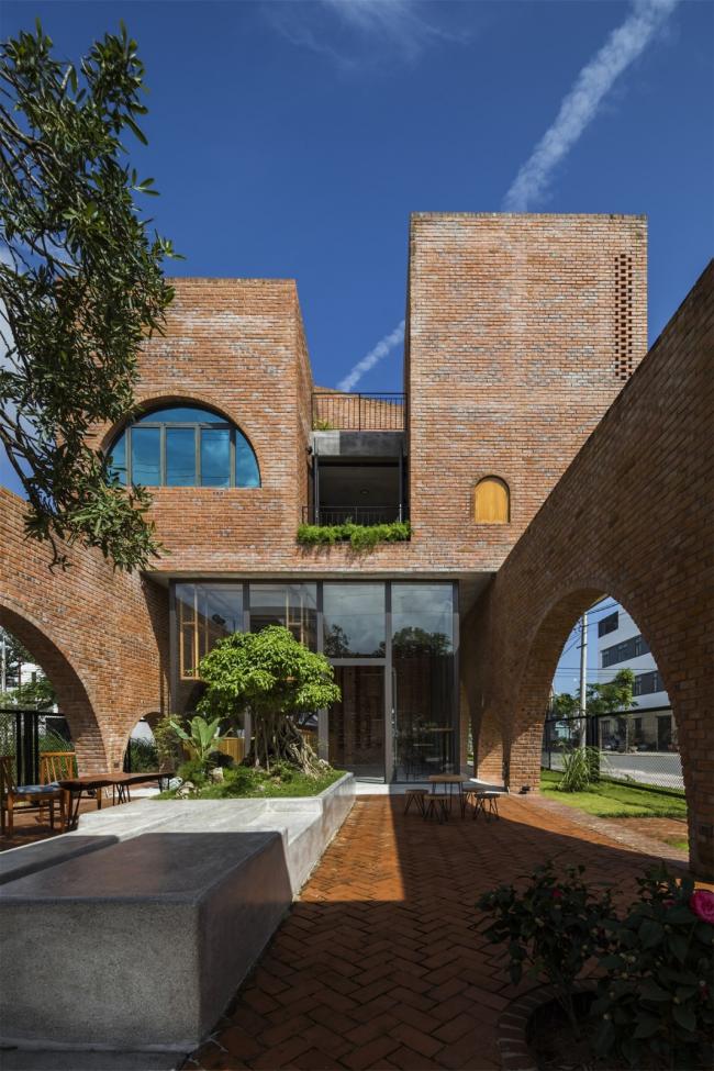 BIM建筑|传统又童真的布谷鸟室第 | Tropical Space