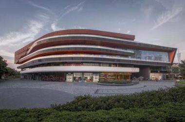 BIM建筑|二沙文立方: 一座垂直的街道美术馆 / 扉建筑-BIM建筑网