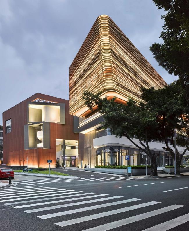 BIM建筑|二沙文立方: 一座垂直的街道美术馆 / 扉建筑