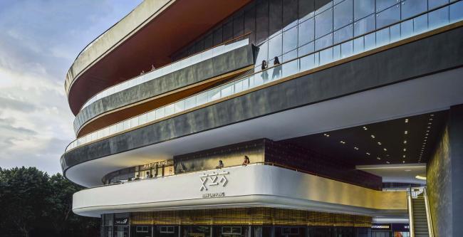 BIM建筑|二沙文立方: 一座垂直的街道美术馆 / 扉建筑